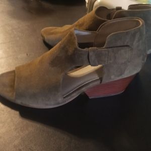 Eileen Fisher shoes
